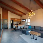 Villa Local *